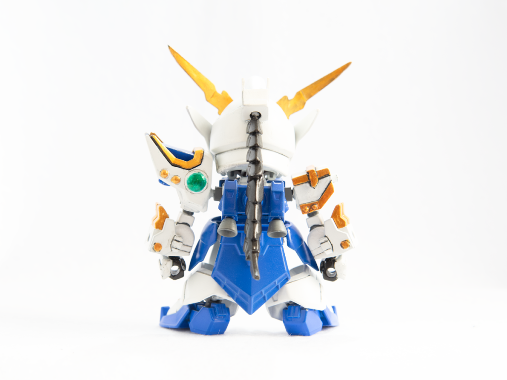 バックパック、リアアーマーはまんまHGからです。髪の毛の部分は張郃アルトロンガンダムのドラゴンハングから。