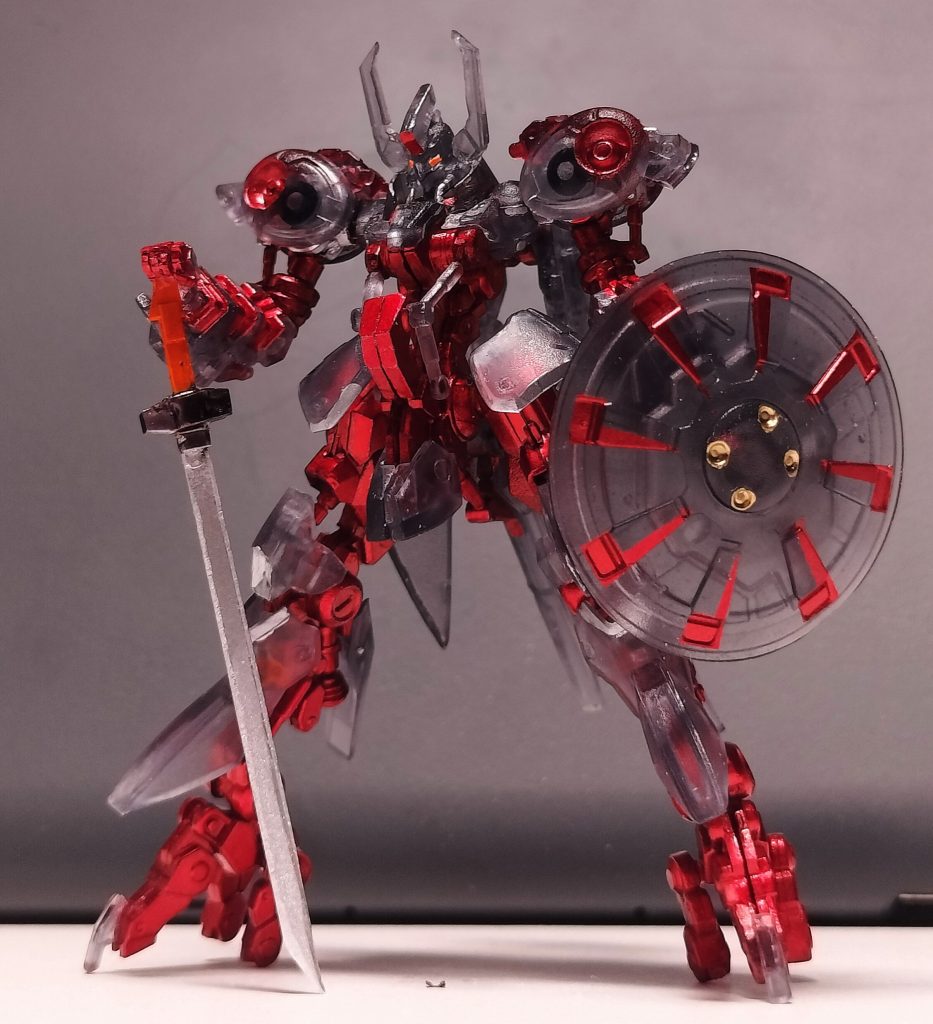 6. 旧時代のヒーロー番組のキャラクターに似ていることから、クルーたちからは「ウルトラマンタロウ」と呼ばれている。