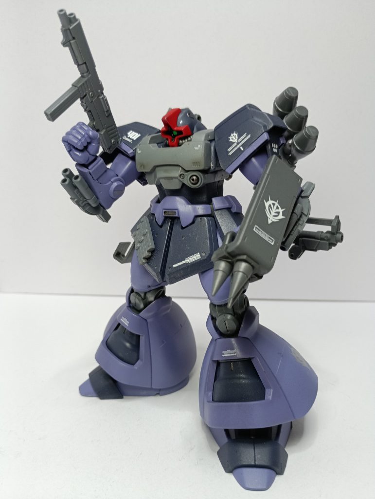 MMP-80。簡単に持たせられるよう引き金部分は軽く改造しています。