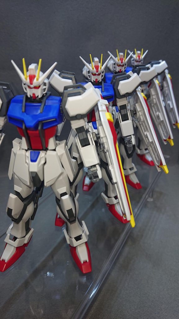 作品名：EGストライクは幾つあっても良いモノですw<p>今回はEGストライクが手に入ったので今後のミキシング改造用の素体として一気に4機を組み上げました💡このEGも結構作ってきましたがまだまだ飽きませんね✨タイトルにも書きましたが、やっぱりストライクは幾つ作っても良いモノです […]</p>
