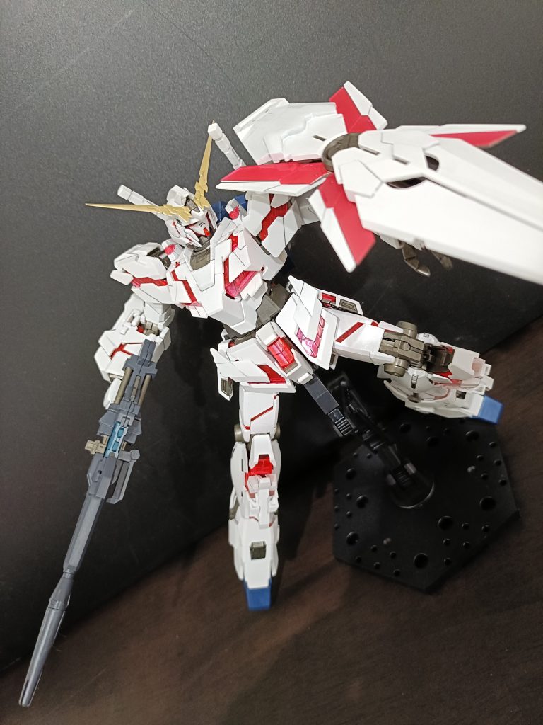 塗装したクリアパーツの透けが気になります…無念