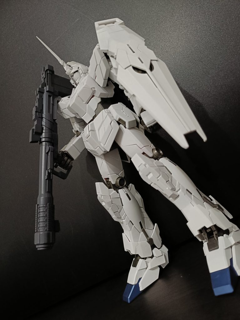 初変形機構搭載ユニコーンを作成。ゲート、ヒケ処理、シャープ化