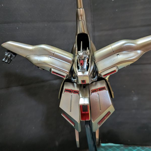 旧キットアルパアジールグロス仕上げあとプロペラントタンク作って完成（2枚目）