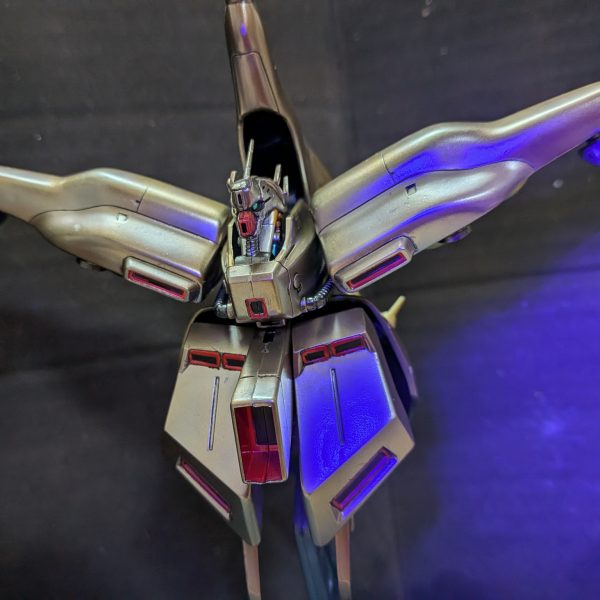 旧キットアルパアジールグロス仕上げあとプロペラントタンク作って完成（4枚目）