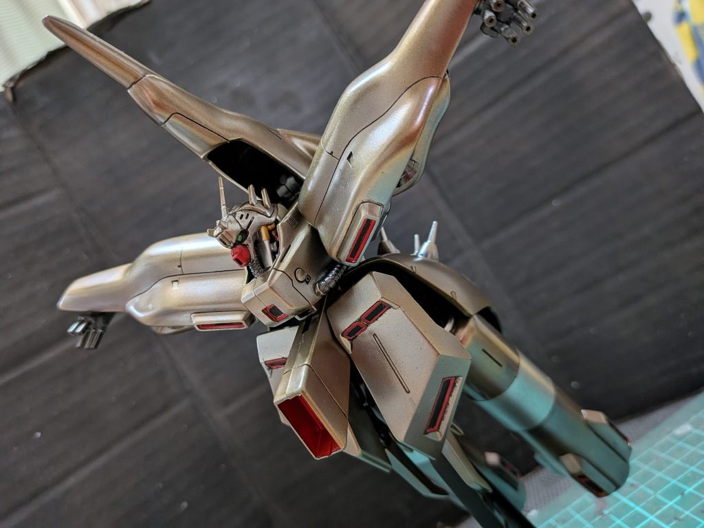 アーム格納全景