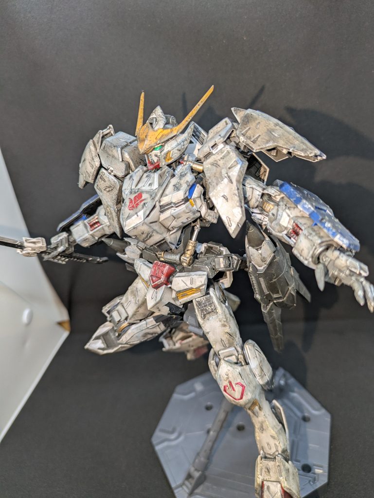 レンチメイス作りましたが、あまりにも保持出来ないため、泣く泣く太刀だけにしました。