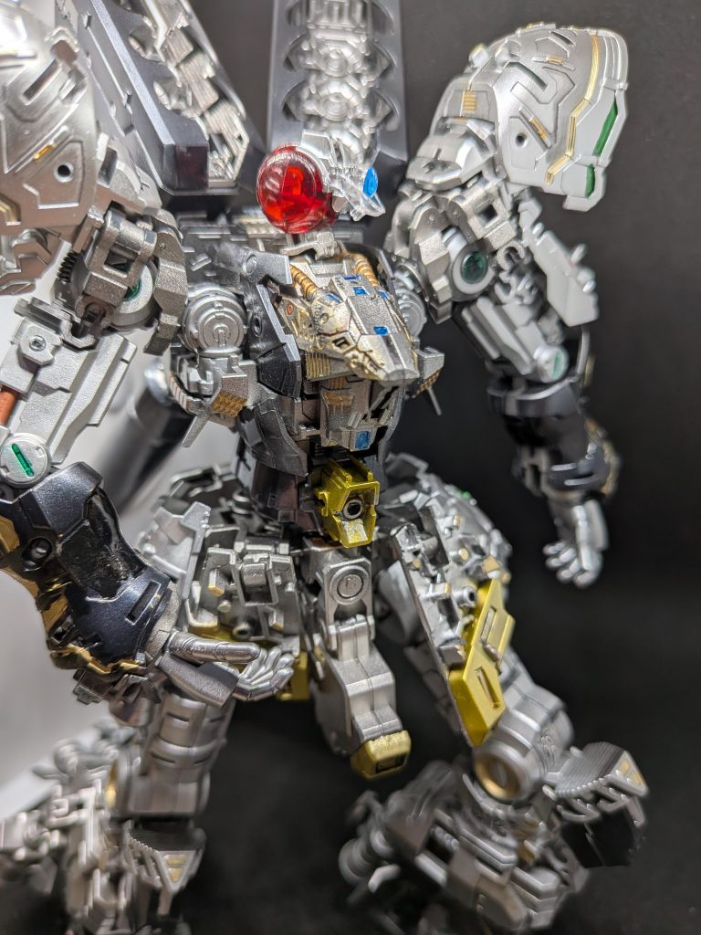 メカニカルコア風塗装RGサザビー–5枚目/制作者：くま123