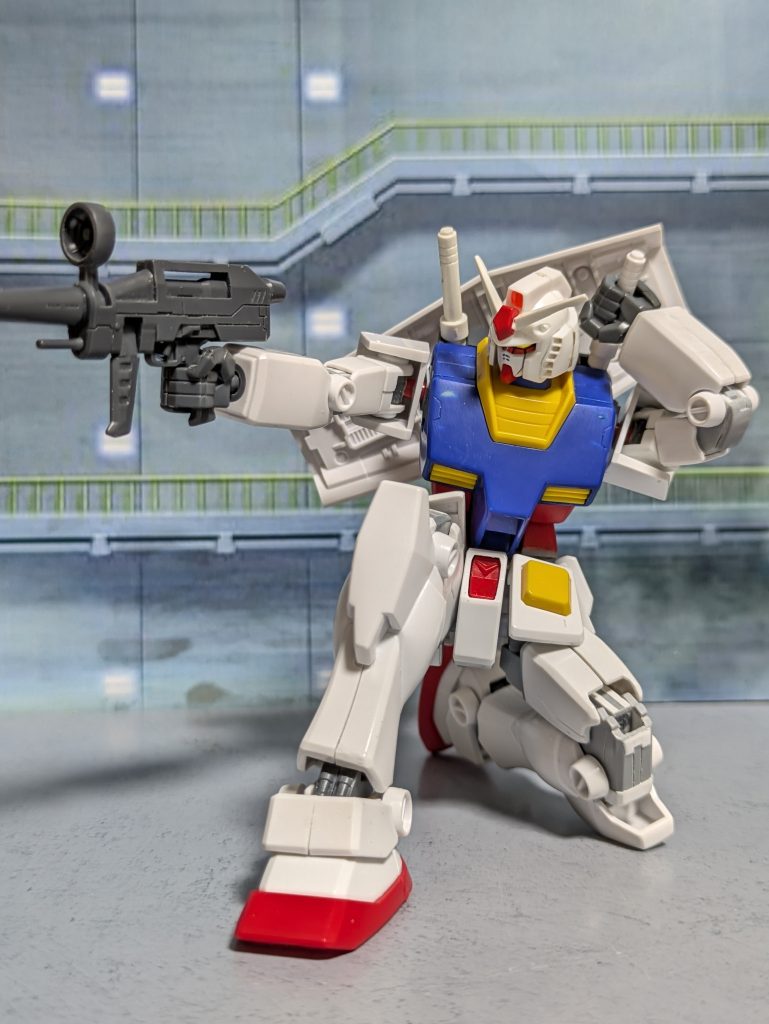 …………😍アァァァ~~~.やっぱこの〘旧HGガンダム〙の顔とても好き😍ポージングも私的には抜刀も立膝も十分でございます!😆😆😆.