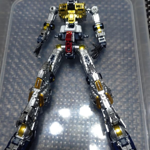ニューガンダムの日