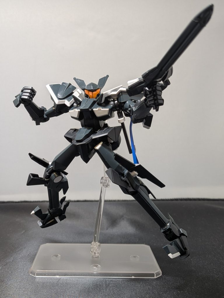 ライフルはアニメでは使っておりませんでしたが付属しております😊これでもかっこいいですね〜😏