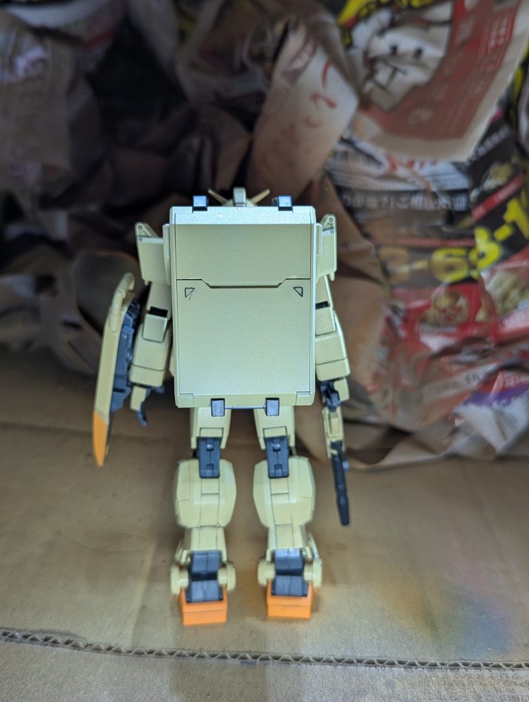 陸戦型ガンダムを陸戦型ジムに近いカラーに塗装して見ました。–4枚目/制作者：Seed