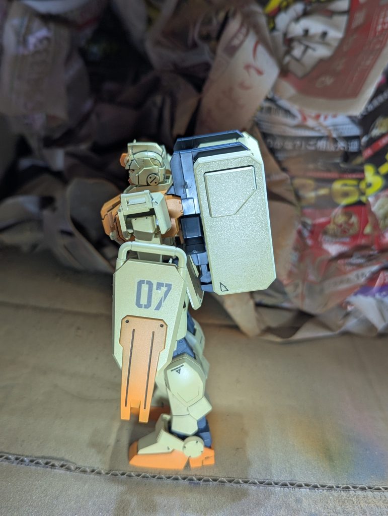 陸戦型ガンダムを陸戦型ジムに近いカラーに塗装して見ました。–5枚目/制作者：Seed