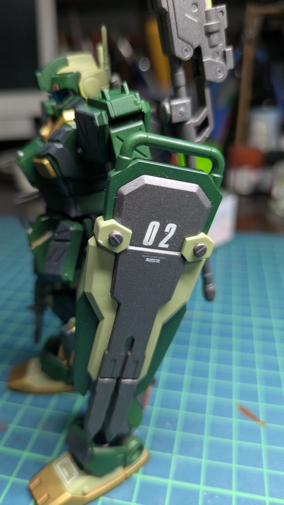 シールド…パイルアンカーが付いててかっこいいですよね