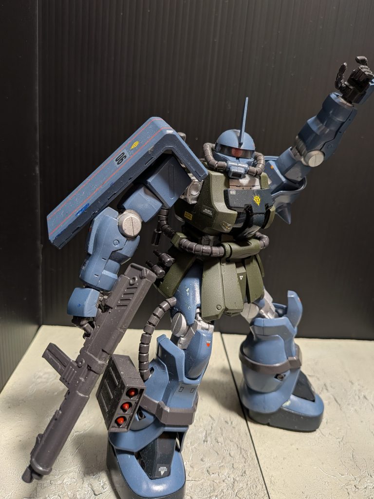 ZAKUⅡ F2（アナベルガトー専用機っぽい色？）–3枚目/制作者：MuMucafe
