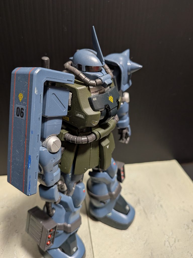 ZAKUⅡ F2（アナベルガトー専用機っぽい色？）–5枚目/制作者：MuMucafe