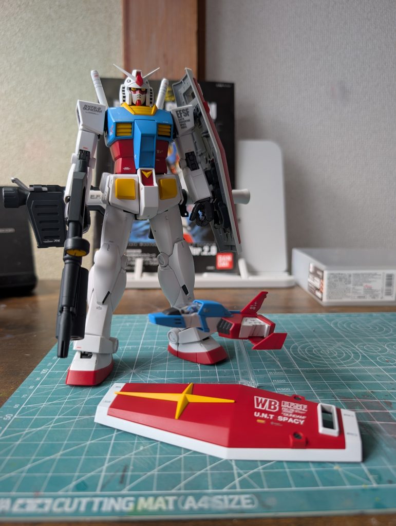 トップコート前。デカールはしっかりver.2.0用のガンダムデカールを使用、一部ver.カトキとDXのを流用してます。過去にやらかしてからはGWBCのレギュを基準に作成するように心掛けています。