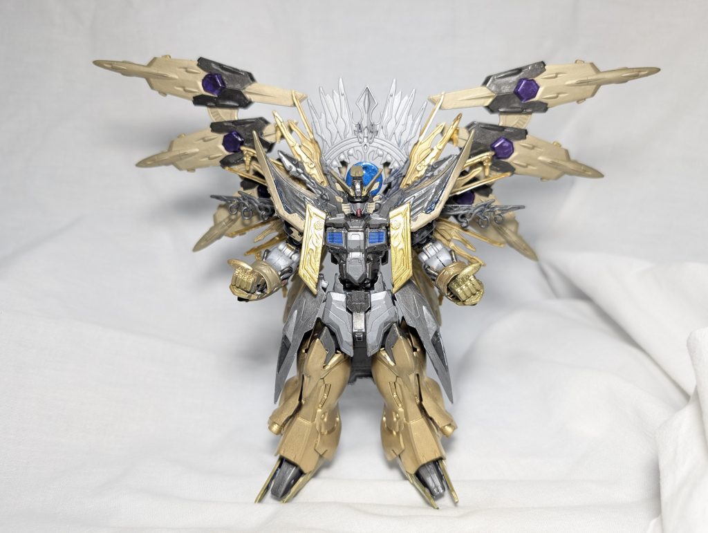 ナイトスコードカルラのバックパックを装備させました。