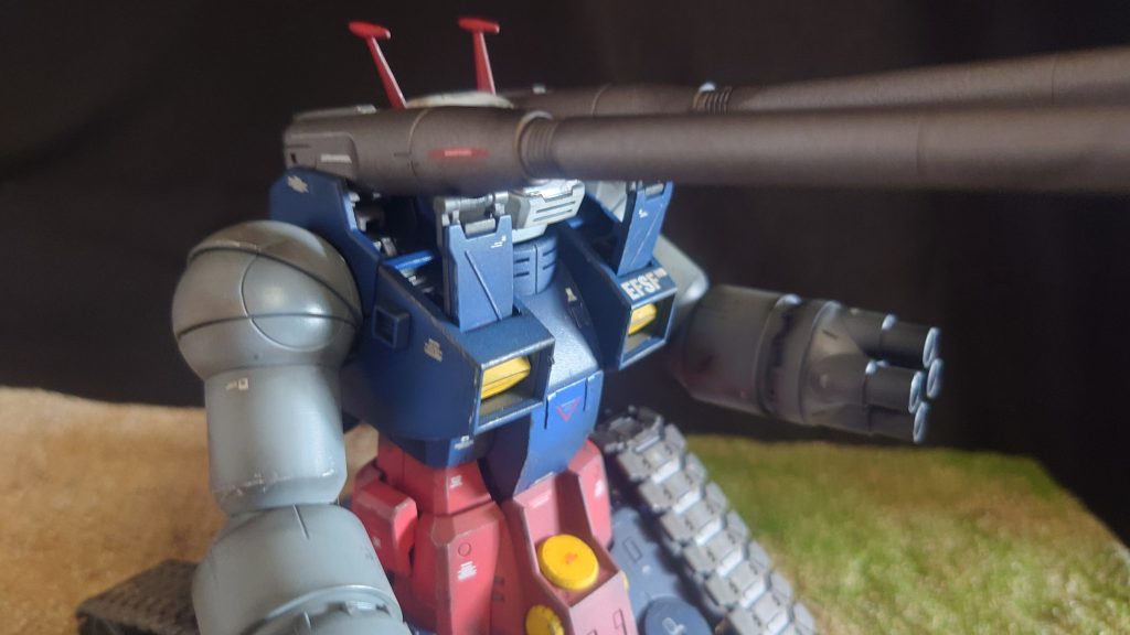 トラベリングロックで砲身を固定可能