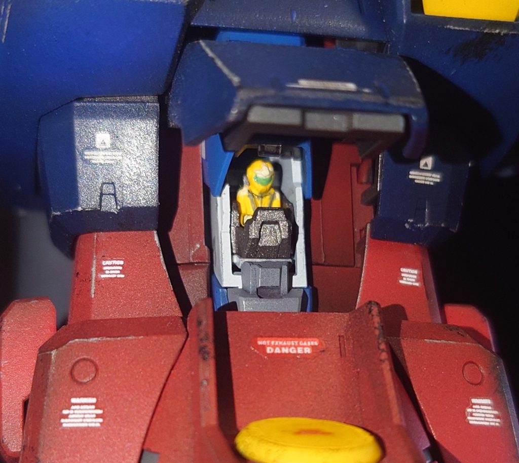 後半コアブロックシステムを廃止してるみたいですが、この中は空洞だったんですかね?