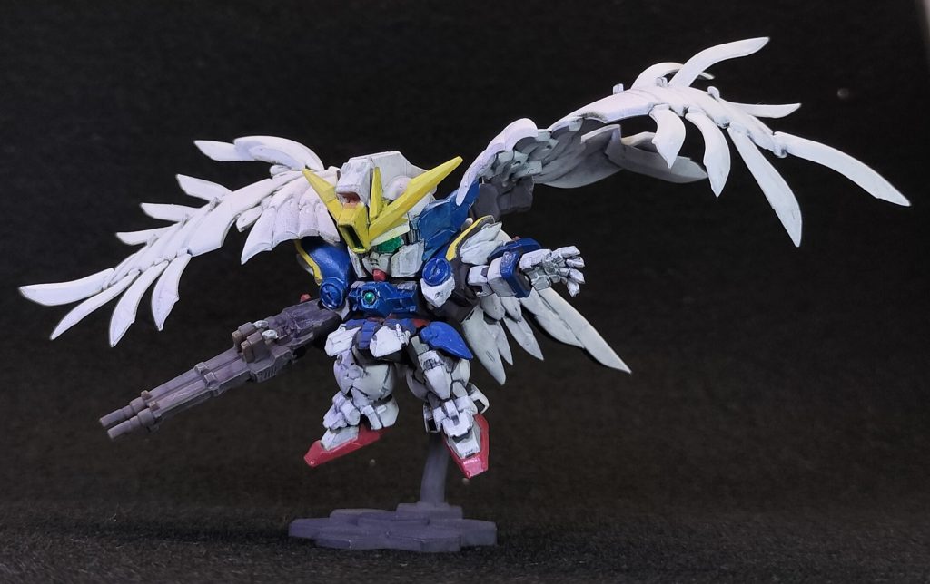 白の塗りがとにかく難しかったです。白って綺麗な塗面になりにくい気がするんですが…