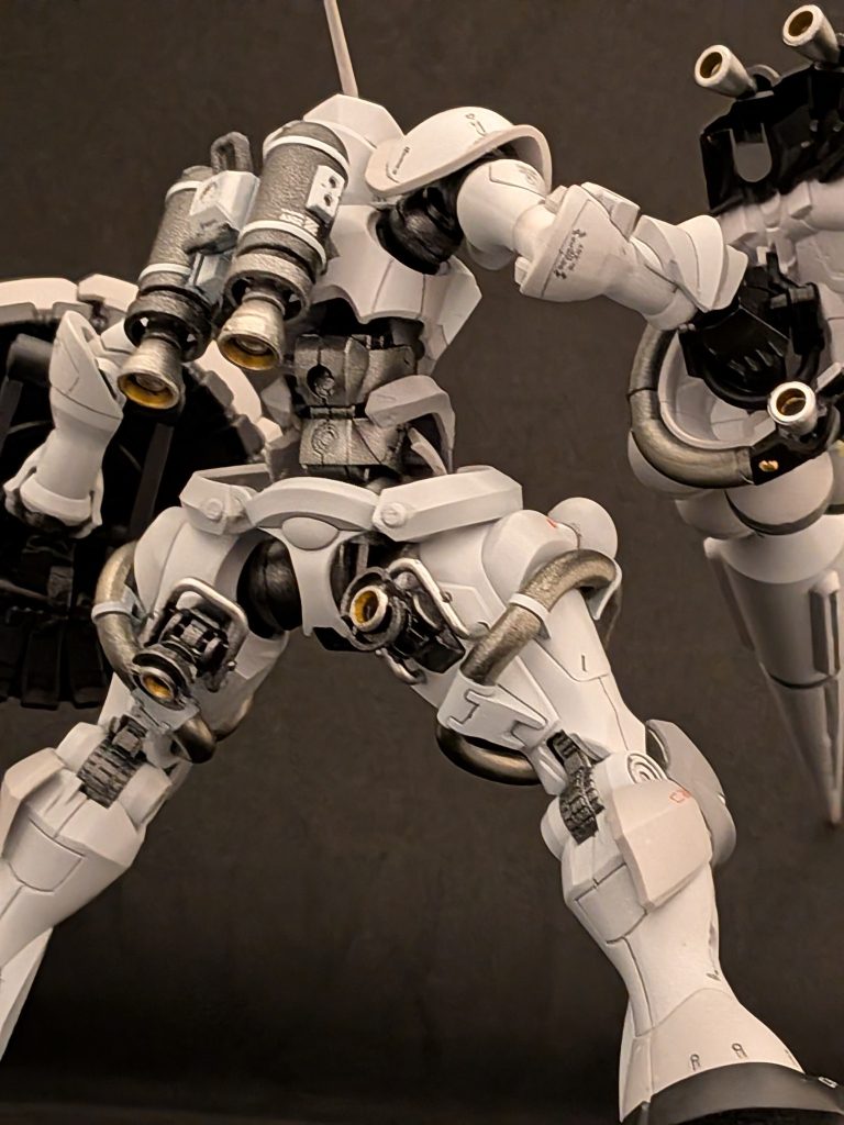 バックショット。これもメカメカしくて好き◎