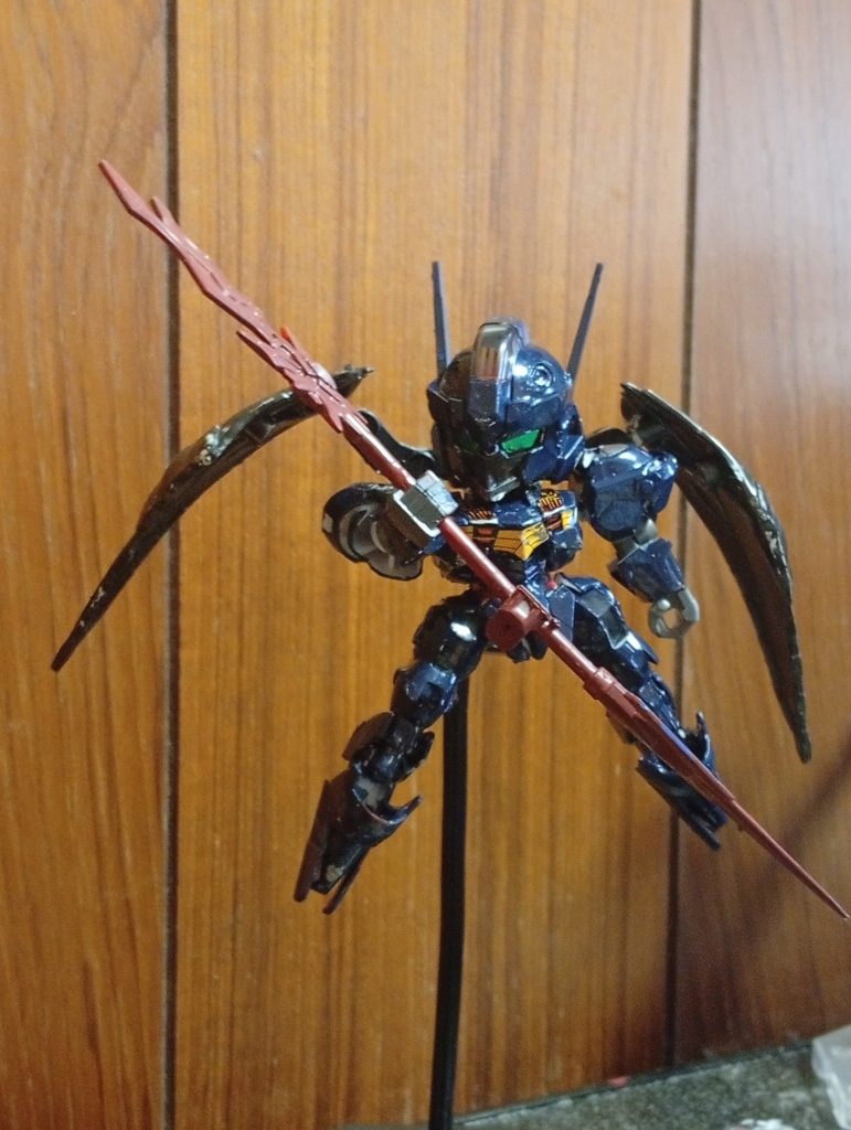 ジャンクパーツをかき集めて敵役風に仕上げたsdexエアリアル。