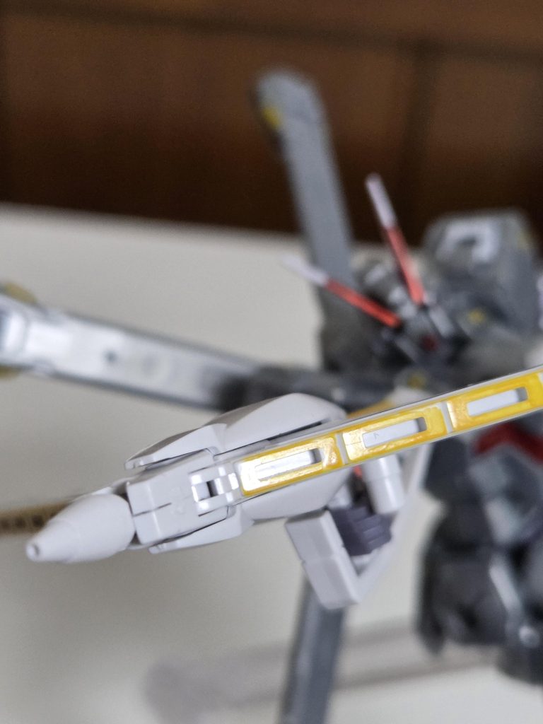 実はカメラアイも塗装してます。(殆ど見えなくてすいません(gundam-kao5))後日、フルクロスも投稿しますのでお楽しみに！(gandam-hand1)と言う訳で、最後までご覧いただきありがとうございました！