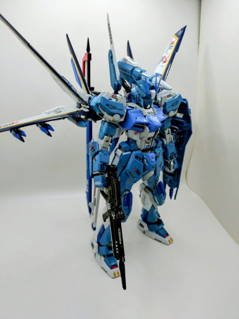 仕上げはトップコートの光沢で。デカールがウザいストライクになりましたが、最後まで見て頂いてありがとうございました😄