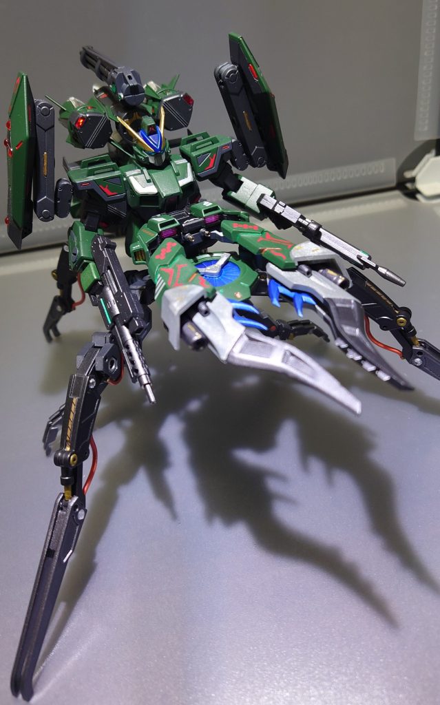 以上ゲルズゲー　試作近接戦闘型　コードネーム『Hirschkäfer(クワガタ)』でした。KOTOBUKIYAの『モーターパニッシャー』を入手したのをきっかけに今回のゲルズゲーを思いつきましたがなんとか形にすることができました。ここまでご覧いただき、ありがとうございました。