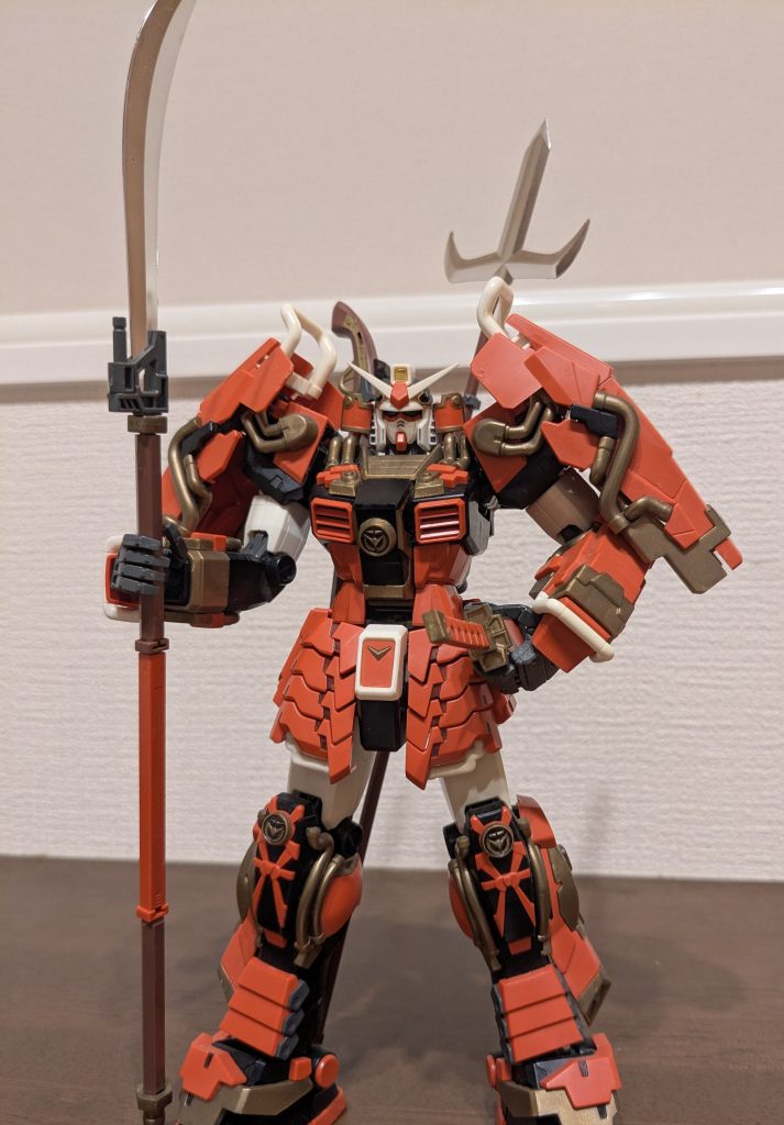 ブンドドその１。昔のカードダスの武者頑駄無と言えばこの立ち姿かなと思いやってみました。威厳があって良いですわ〜