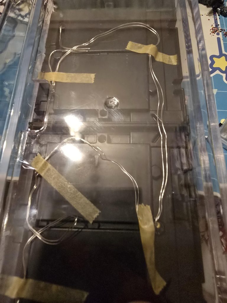 どうせ見ないからと裏はこんな感じ