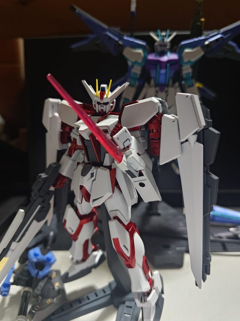 腕にMGガンダムデュナメスのサーベルをカットした物を移植画像のビームエフェクトはMGガンダムアストレアTypeF2から拝借