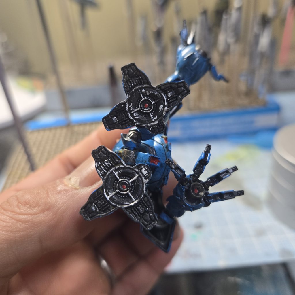 見えない所もちゃんと塗りました(笑)