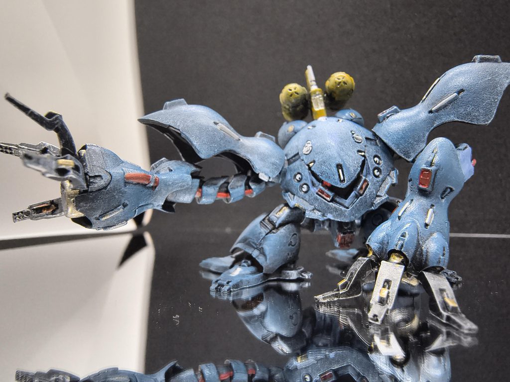 ポロリ凄いので接着剤必須なとこ以外はポーズも決まっててかなり満足度高いものです！！ 第2弾も楽しみだなあー好きな機体でるといいなあ