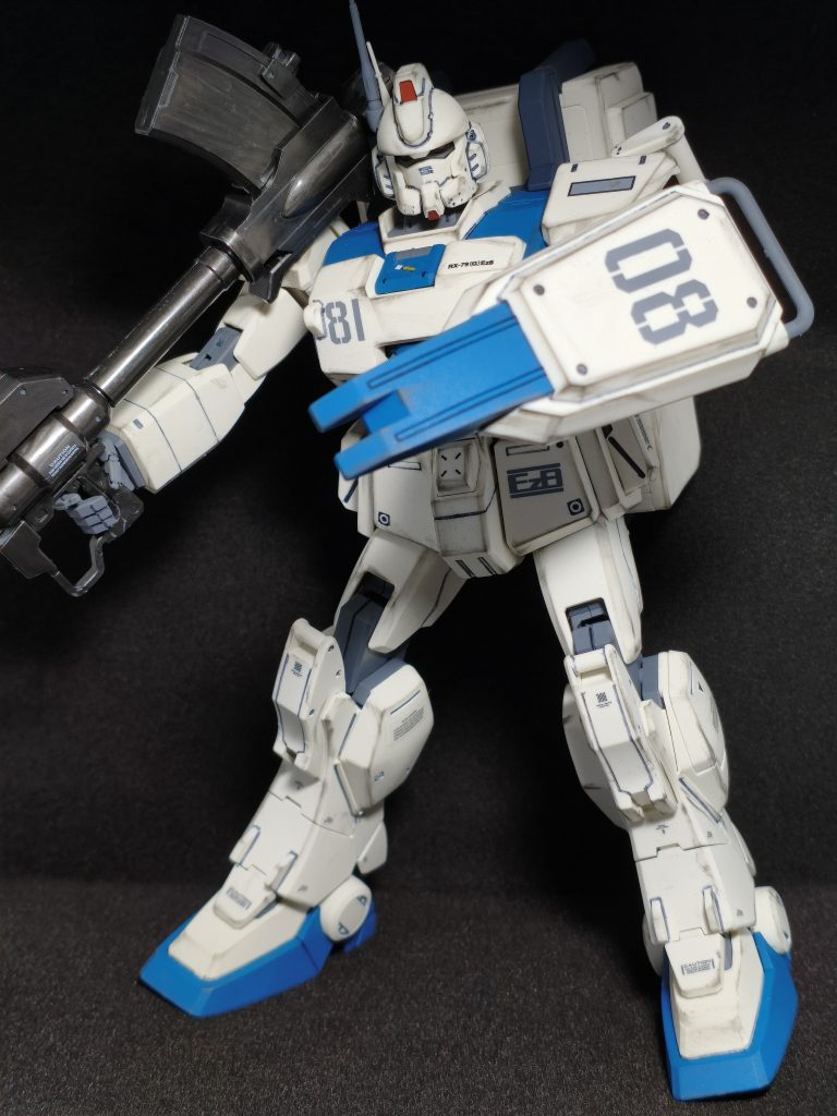 この1枚はウェザリングする前のポージング模索中の1枚ですね😅MGは一度ボールを作成して以来なので何年振りでしょね(笑)そのボールも実は08小隊のボールだったりします😆私のマイページの所に写っているやつです😅残念ながらスマホ破損でデータないのが痛い🤕今回は個人的に思い入れのある機体なので普通にしっかり仕上げました😁長々とお付き合い頂きありがとうございました😊