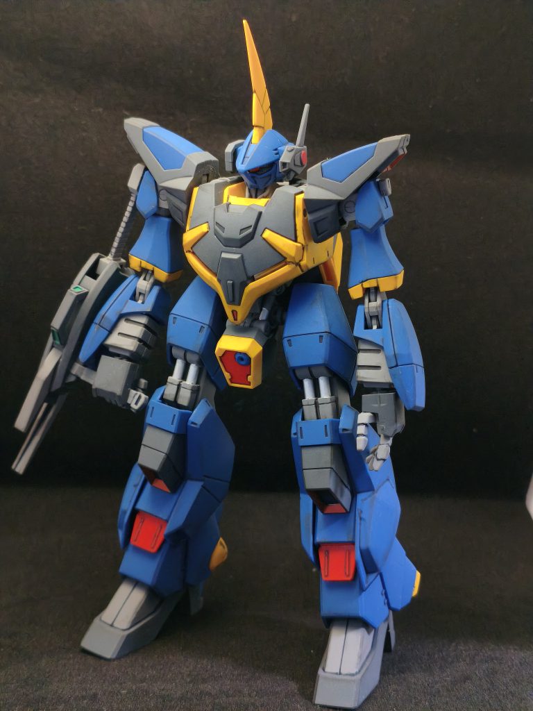 このキットの良い所は足の部分がゴツゴツしててめっちゃカッコいいんですよ！奇抜なトサカがありますが、それ含めて良いですね😆