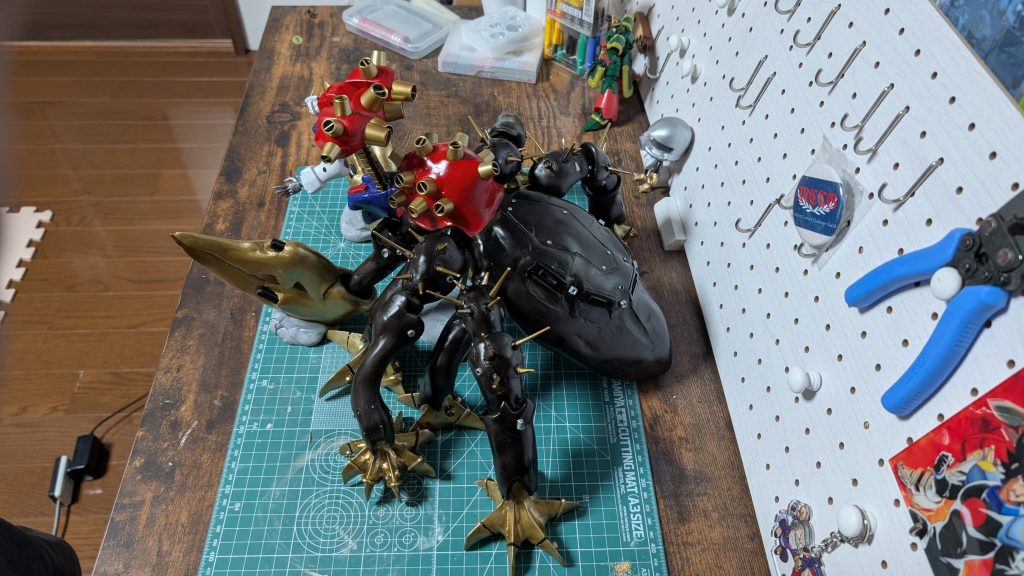 カッシュ博士!初見このガンダムが地球再生ガンダムには見えませんw