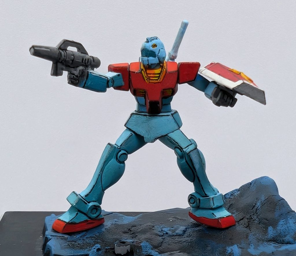 影側なので暗めに塗装しています。ジムのデザインと色合いかっこいい。