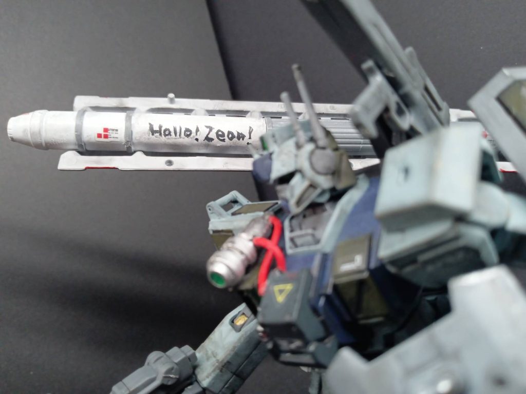 カッコよく黒立ち上げだぜぃ。などとやってみましたが、何も効果出ず。けど気分は上がった笑。今回はウェザリング好き勝手やりました。みんながやりすぎちゃうのわかった。