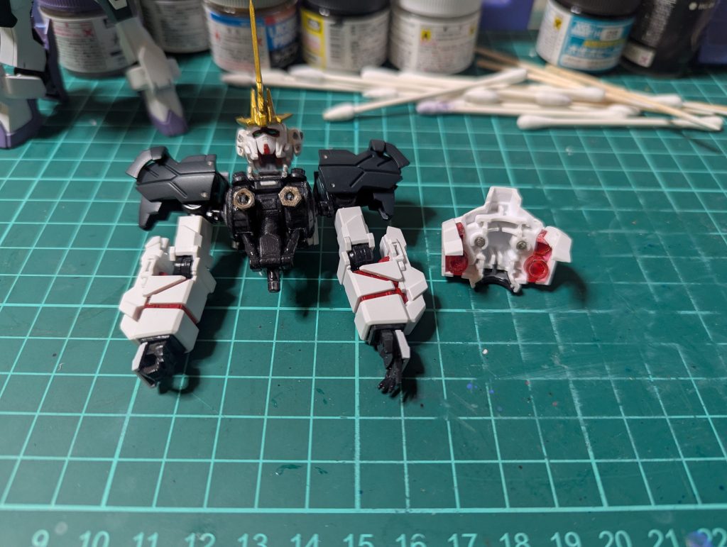 最初はボディは接着するつもりでしたがポロポロ取れるのでマグネット式に変更して上手くいきました👍️