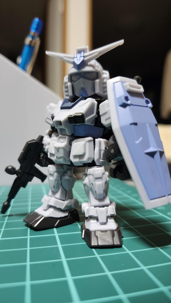 塗る前の姿。これはこれで凄く良い。次はタガネを買ってすじぼりに挑戦してみよう。