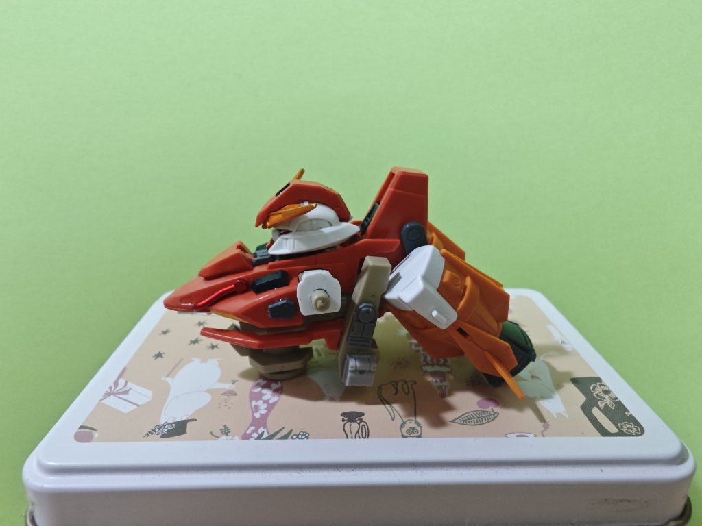 スジボリが苦手なのでジャンクパーツを色々取り付けてみました！