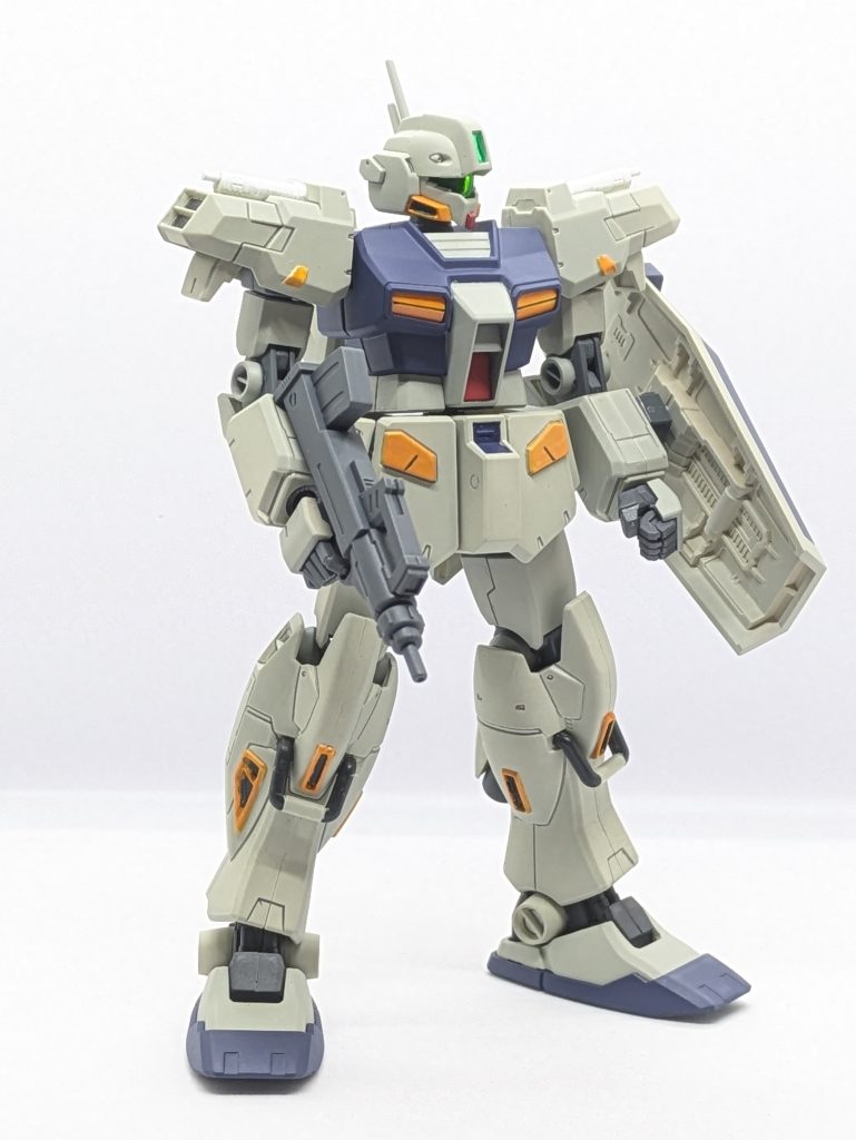 いやぁ~やっぱり私は、ガンプラが合ってるかも!作りやすいです(^o^)