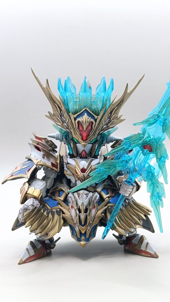 アーマーがゴージャスすぎてあんまり可動しません。