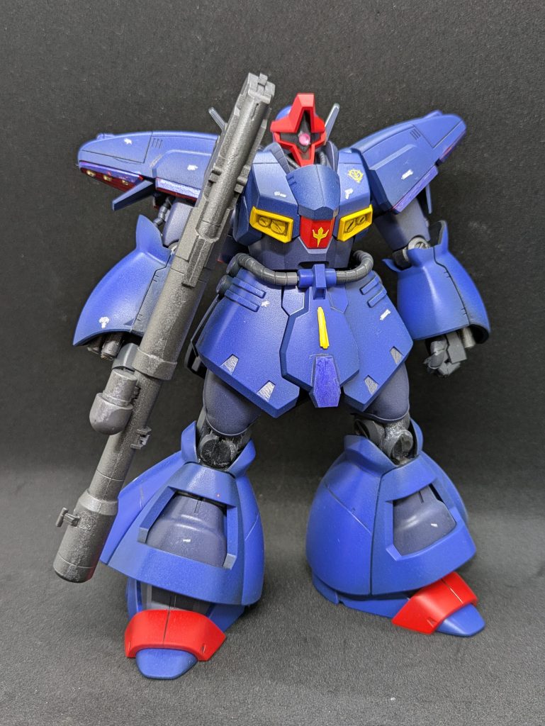HGUCドライセンその③キット付属のバズーカはキットオリジナル武器で、本来はユニコーン版のドライセンに付属していたものです。ユニコーン版が先にHG化されたので、後発の恩恵を受けました。オマケです。実は私はユニコーンガンダムという作品が大嫌いなのですが、ダブルゼータに登場のMSをHGUC化してくれたという点においては感謝しています。(富野作品以外でニュータイプを語ってはいけないと思うのが、嫌いな理由の一つです。マリーダさんの扱いが酷いのが次の理由。ジンネマンと幸せな余生を暮して欲しかった・・・)
