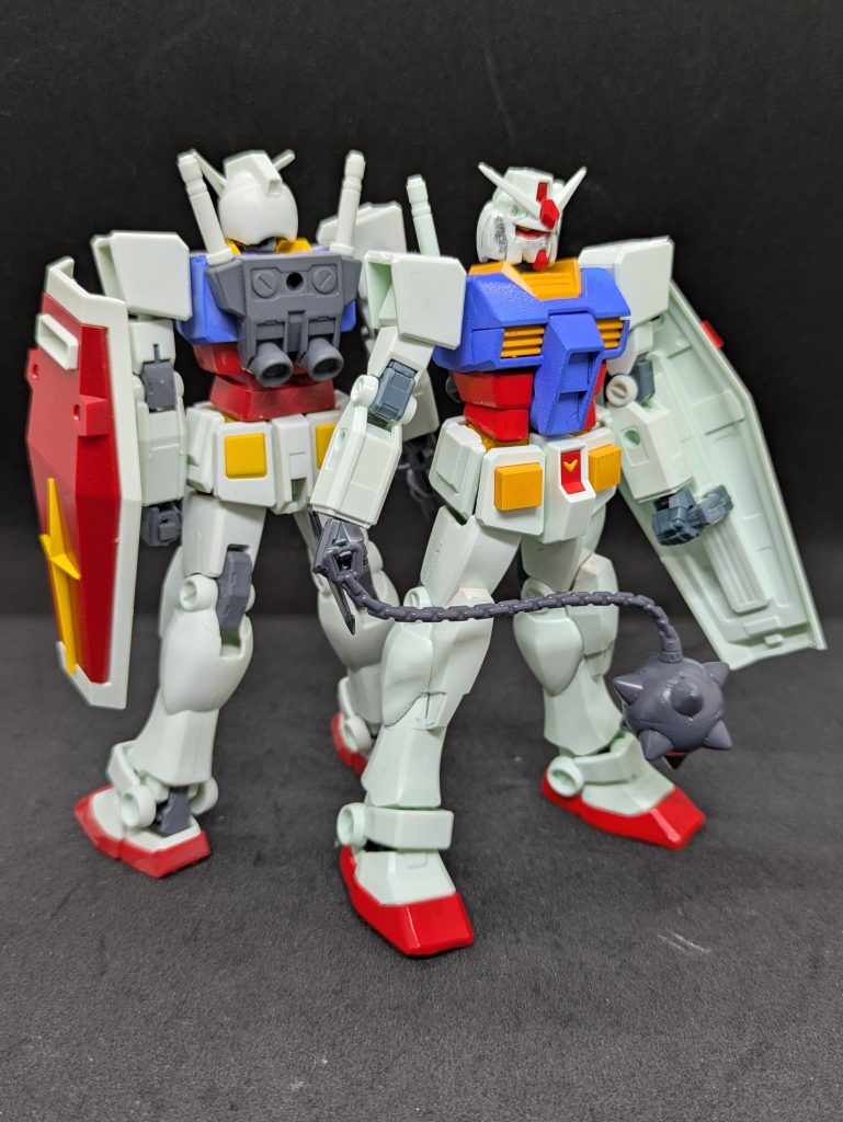 ということで、もう連邦にはこのガンダム2機で組むという禁じ手しかありませんでした。落ちるタイミングを調節して、常に2機で行動する作戦をとることが出来たら、ようやく戦うことが出来ます。ちなみにガンダムはビームライフル、ハイパーバズーカ、ガンダムハンマーの中からメインウエポンを選ぶ仕様です。ガンダムハンマーは当てれば3発で敵を沈めることの出来るロマン武器です。ビームサーベルの格闘も強力です。