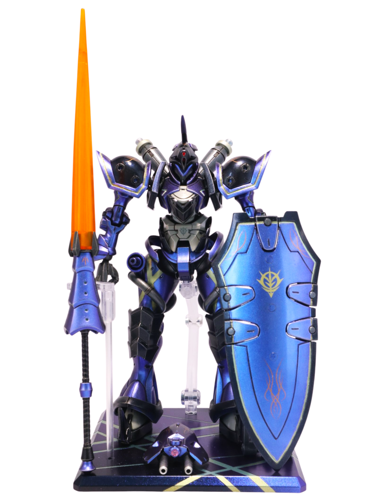 スタティックディスプレイ。武装は、大型のビームランス、ハイドポンプ内蔵のラージシールド、ビームライフル内蔵の腕部シールド、ビームサーベルx2です。台座も同じカラーで作成。