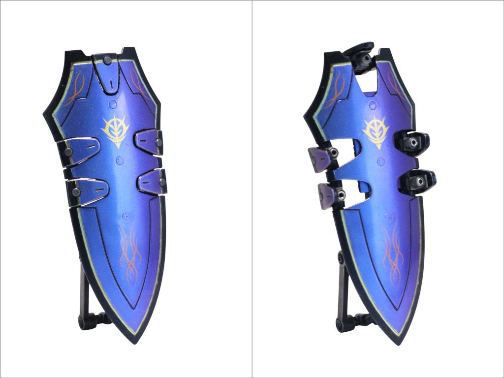 ハイドポンプ内蔵シールド。ローザンランサーのシールドを5箇所切り、開閉機構を仕込みました。