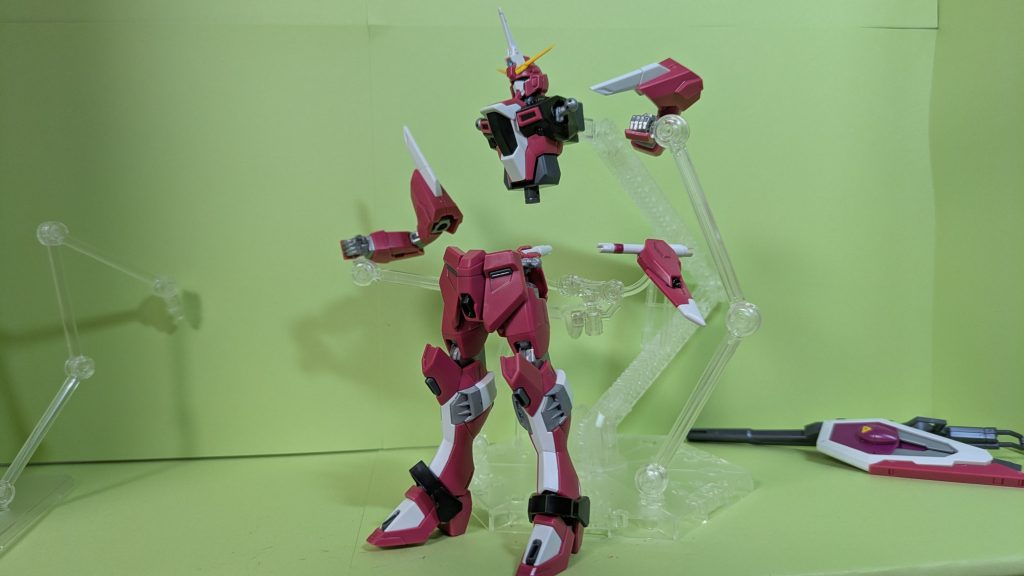 ここならなんとインパルスガンダムのシルエットシステムの応用で胴体バラバラの状態から!
