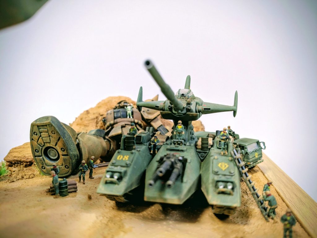 再度汚しを入れました。一度完成で終わらせた物を汚すのは少し抵抗がありますね…